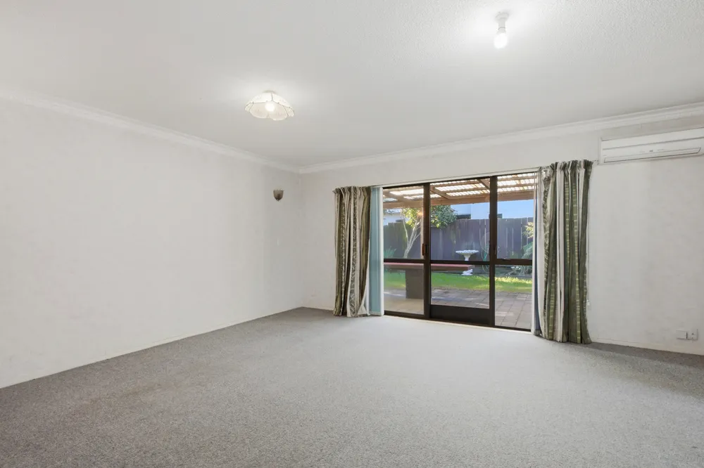 Photos of 29b Dickson Road