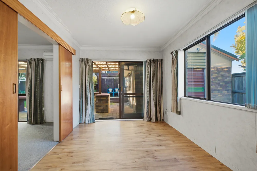Photos of 29b Dickson Road
