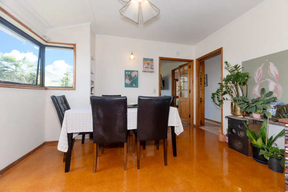 Photos of 94A Namata Road