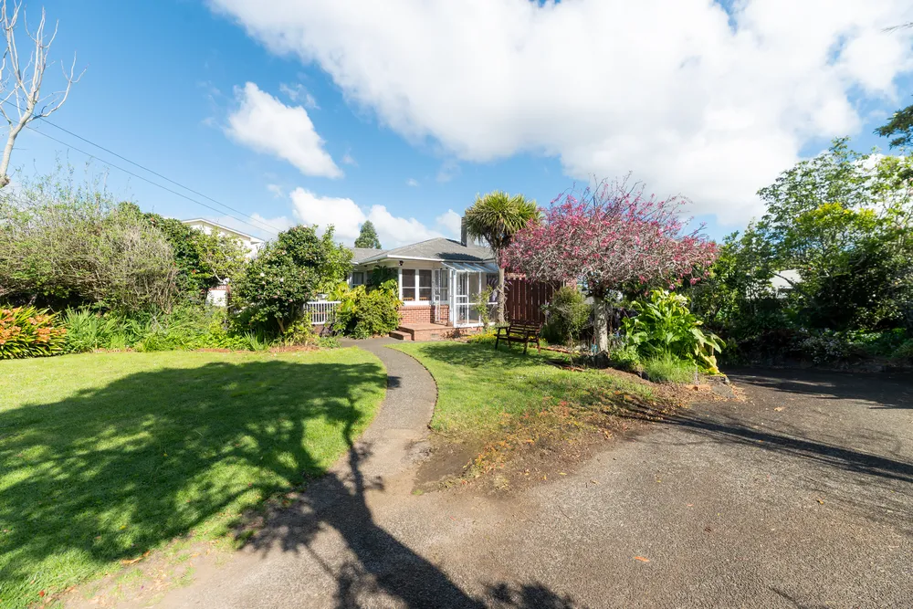 Photos of 94A Namata Road