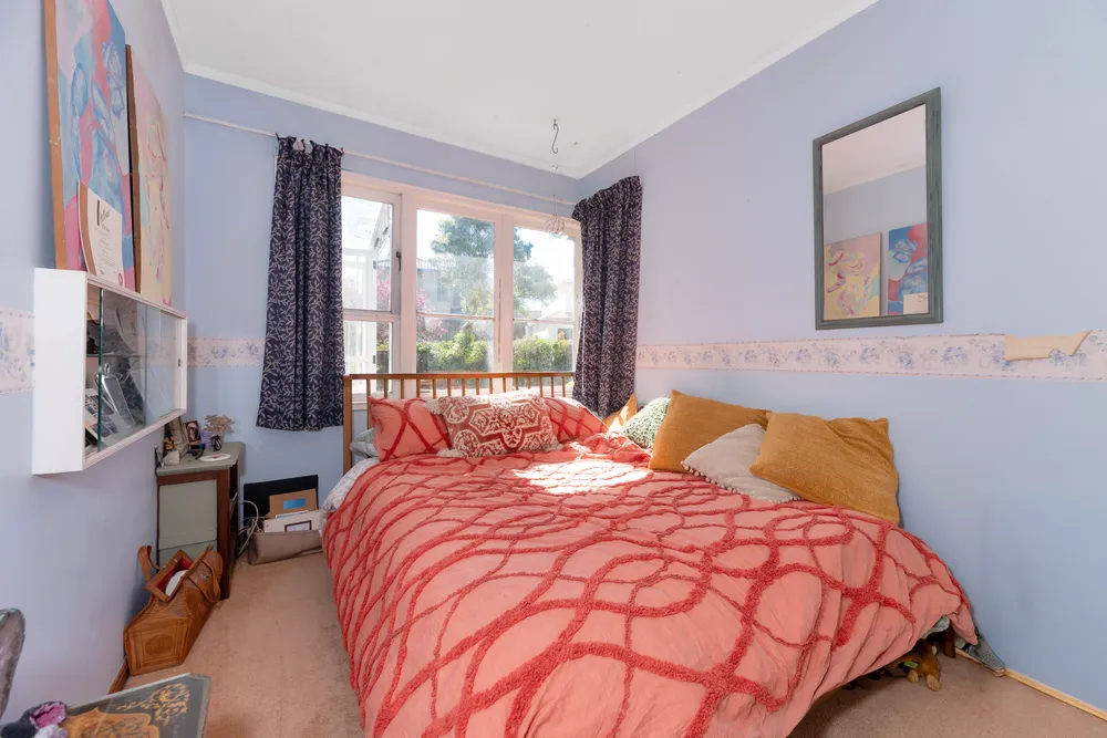 Photos of 94A Namata Road