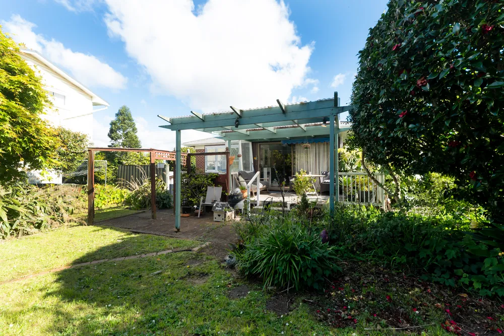 Photos of 94A Namata Road