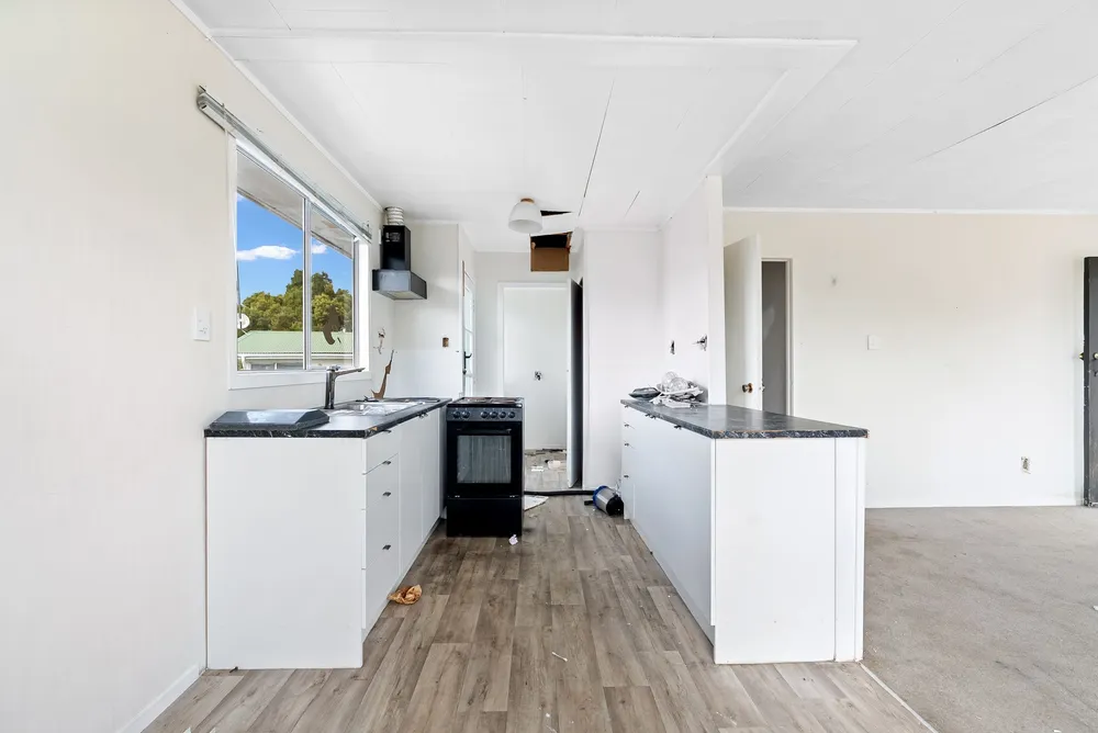 Photos of 129A Smeaton Drive