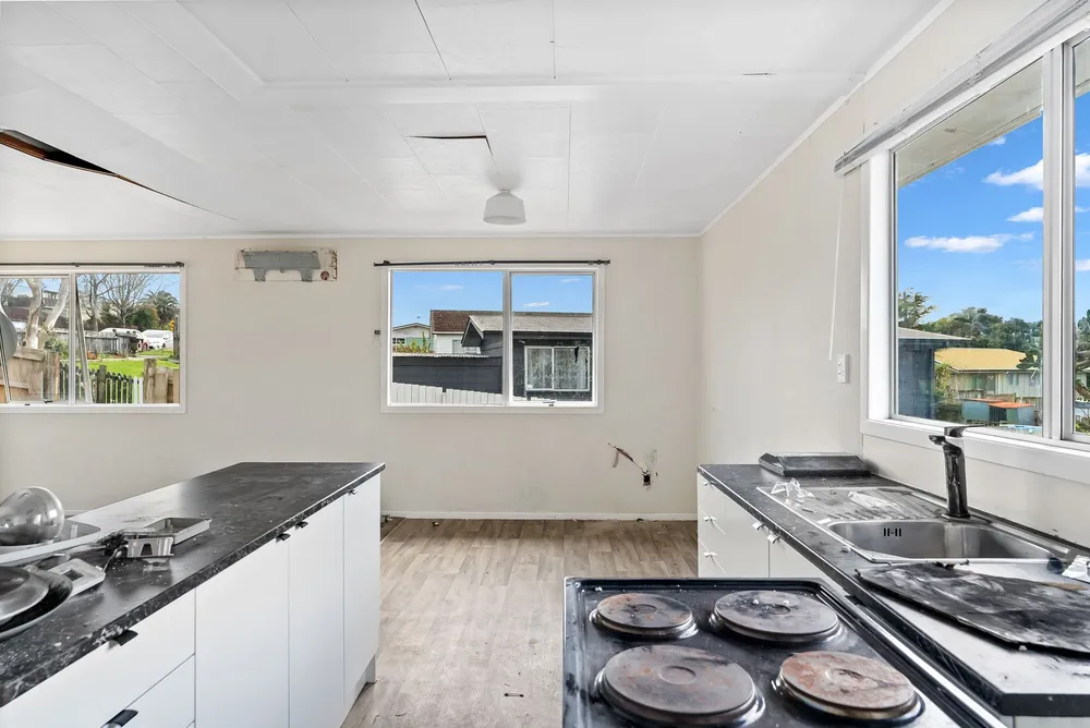 Photos of 129A Smeaton Drive