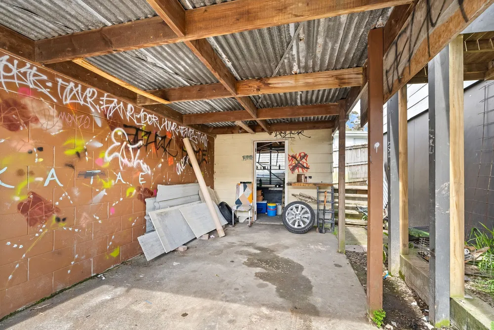 Photos of 129A Smeaton Drive