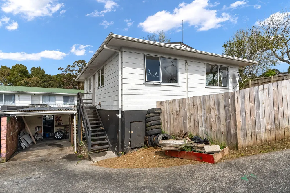 Photos of 129A Smeaton Drive