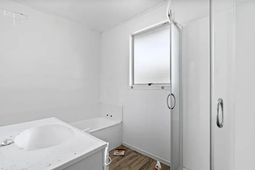 Photos of 129A Smeaton Drive