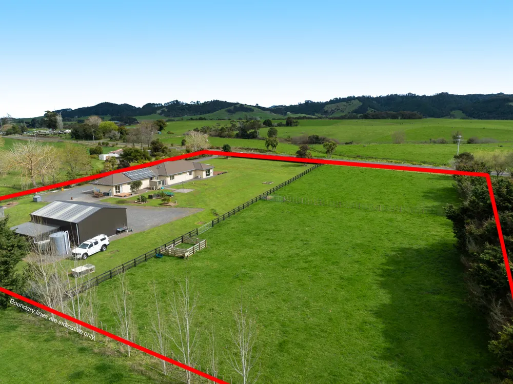 Photos of 374 Mangatangi Road