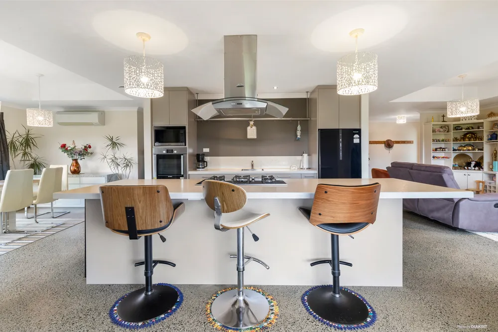 Photos of 374 Mangatangi Road