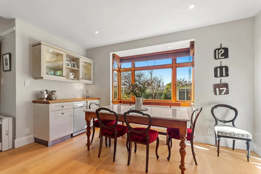 Photos of 18 Searells Road