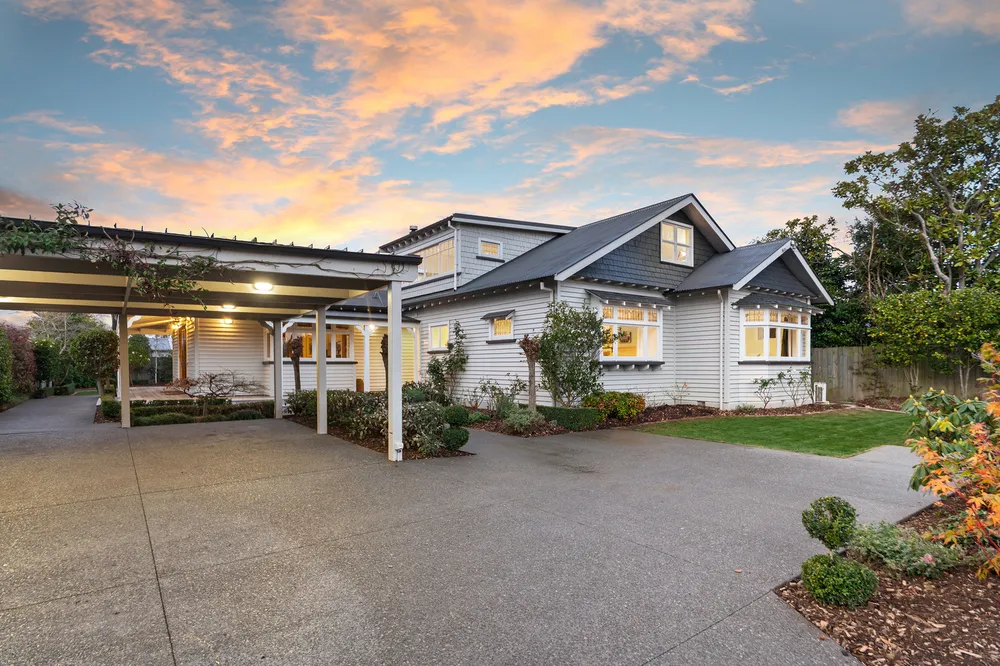 Photos of 18 Searells Road