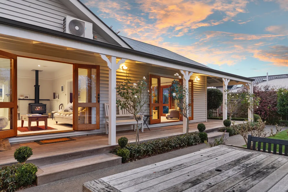 Photos of 18 Searells Road
