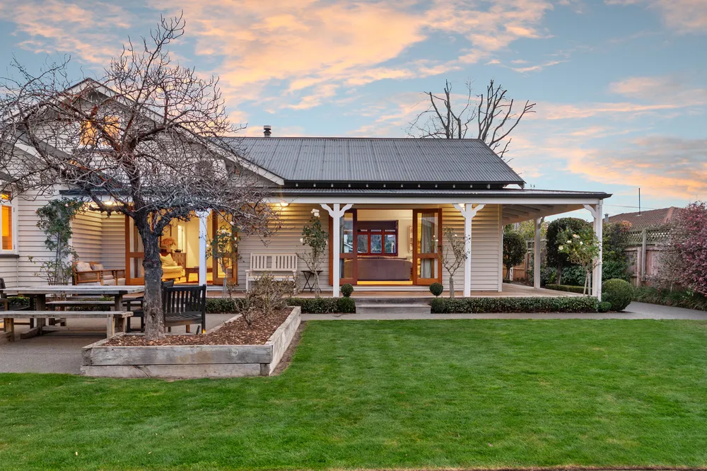 Photos of 18 Searells Road