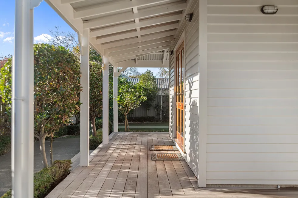 Photos of 18 Searells Road
