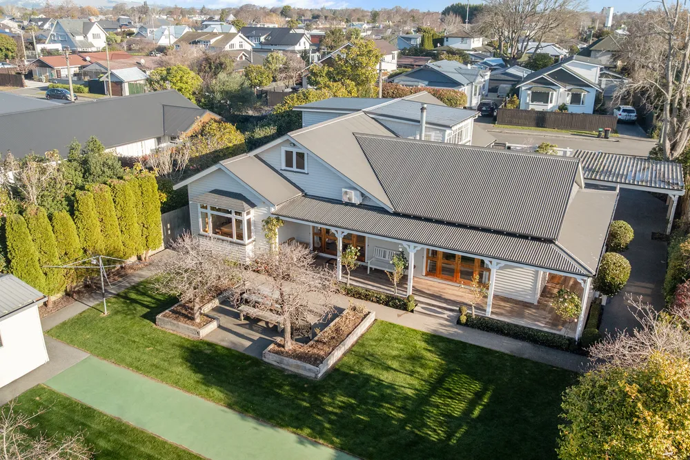 Photos of 18 Searells Road