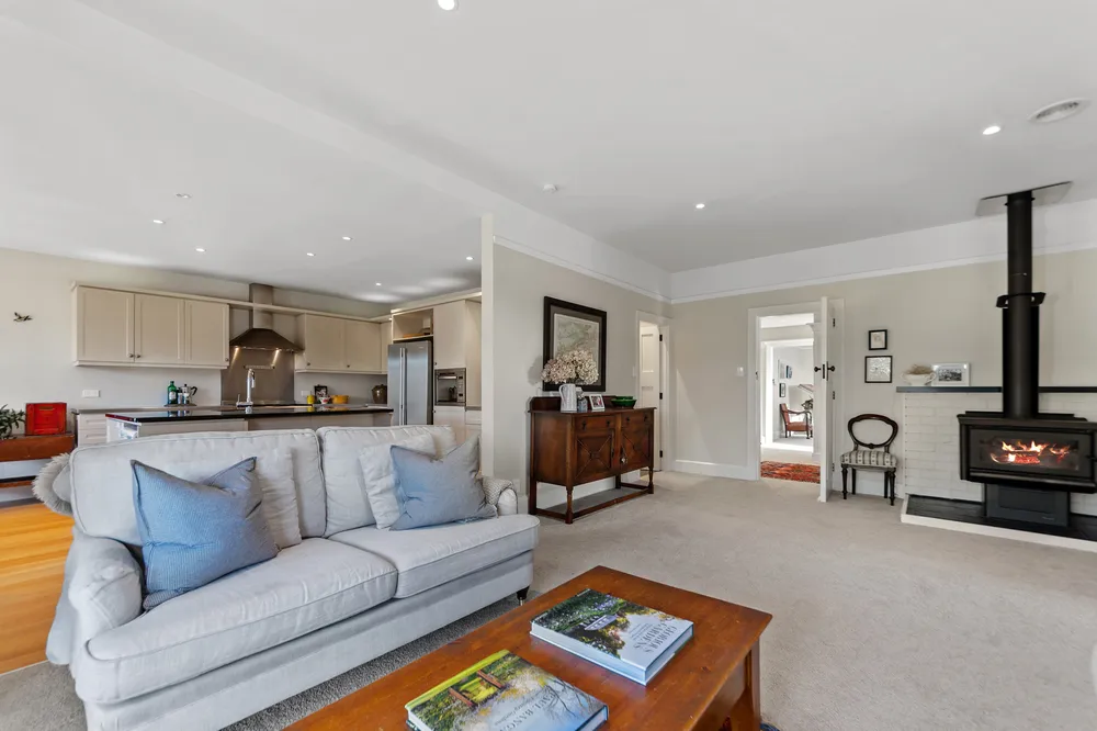 Photos of 18 Searells Road