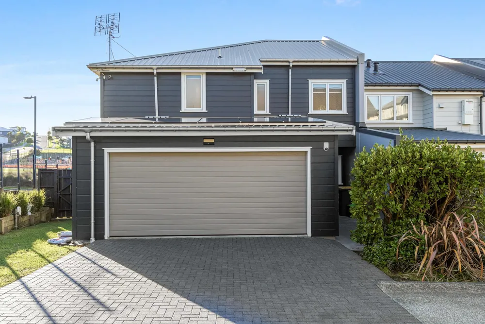 Photos of 49 Bonair Crescent