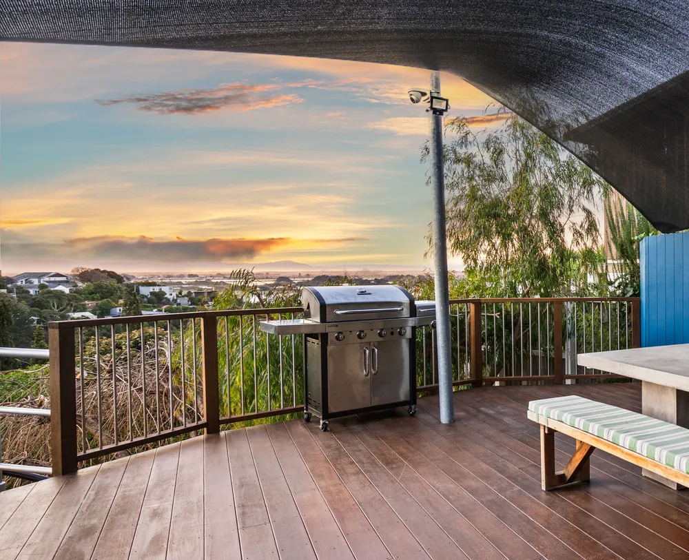 Photos of 53 Soleares Avenue