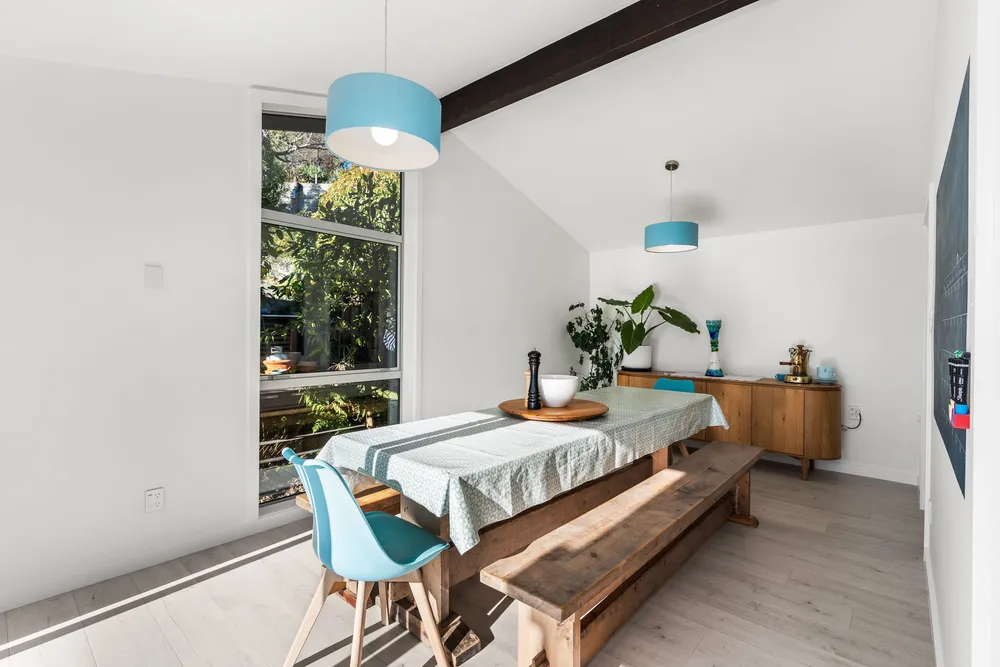 Photos of 53 Soleares Avenue