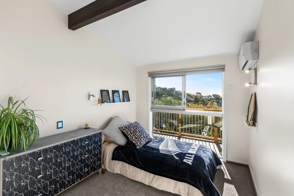 Photos of 53 Soleares Avenue