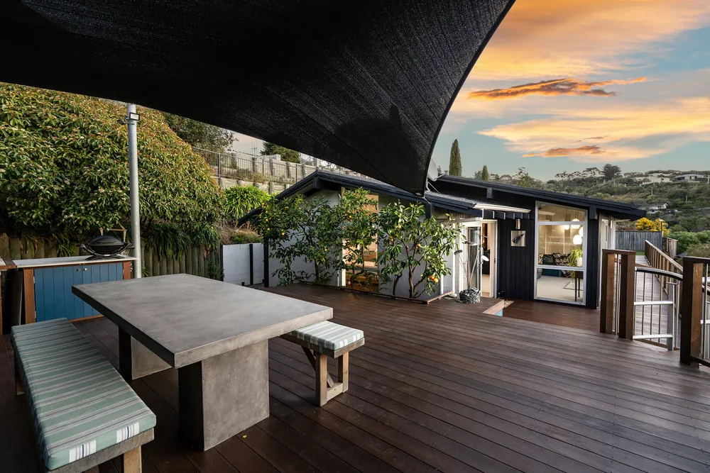Photos of 53 Soleares Avenue