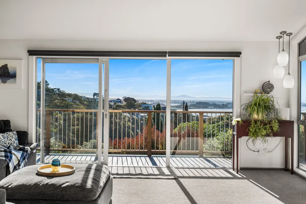 Photos of 53 Soleares Avenue