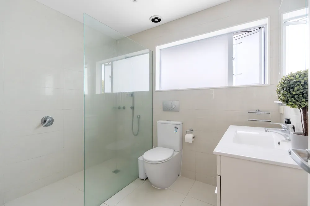 Photos of 127 Connell Street