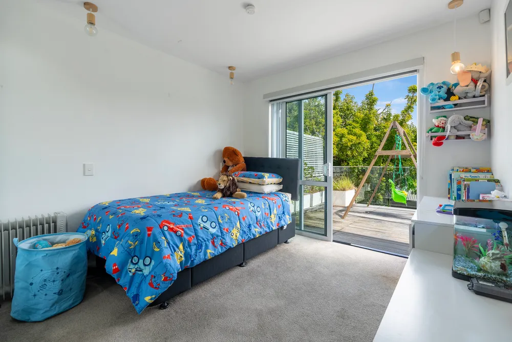 Photos of 127 Connell Street
