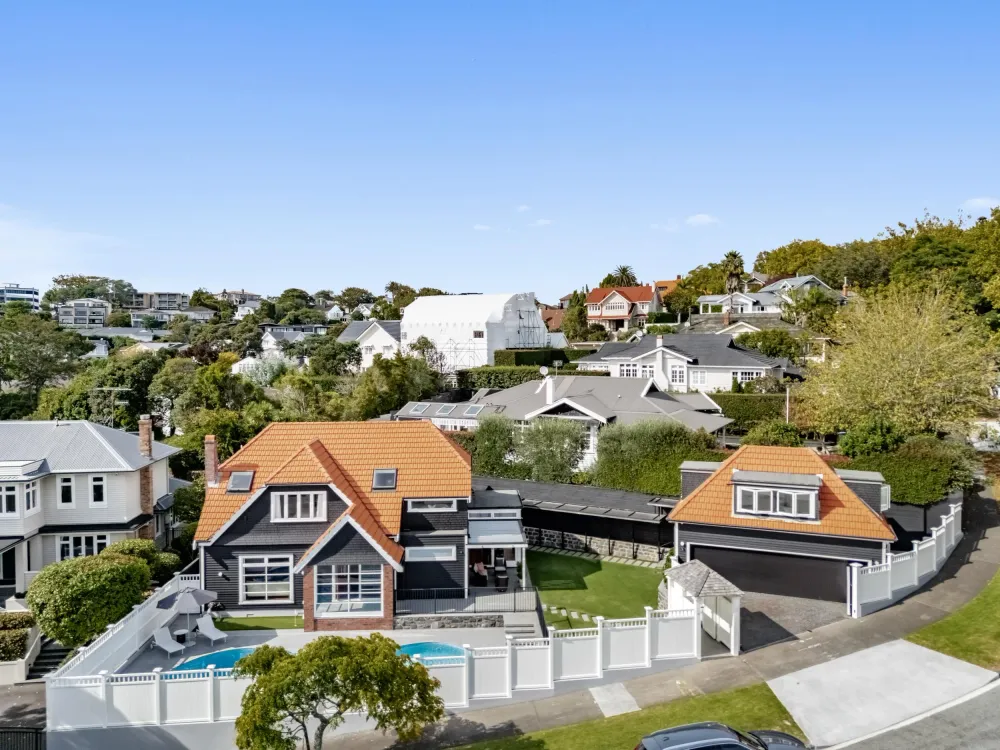 Photos of 13 Entrican Avenue