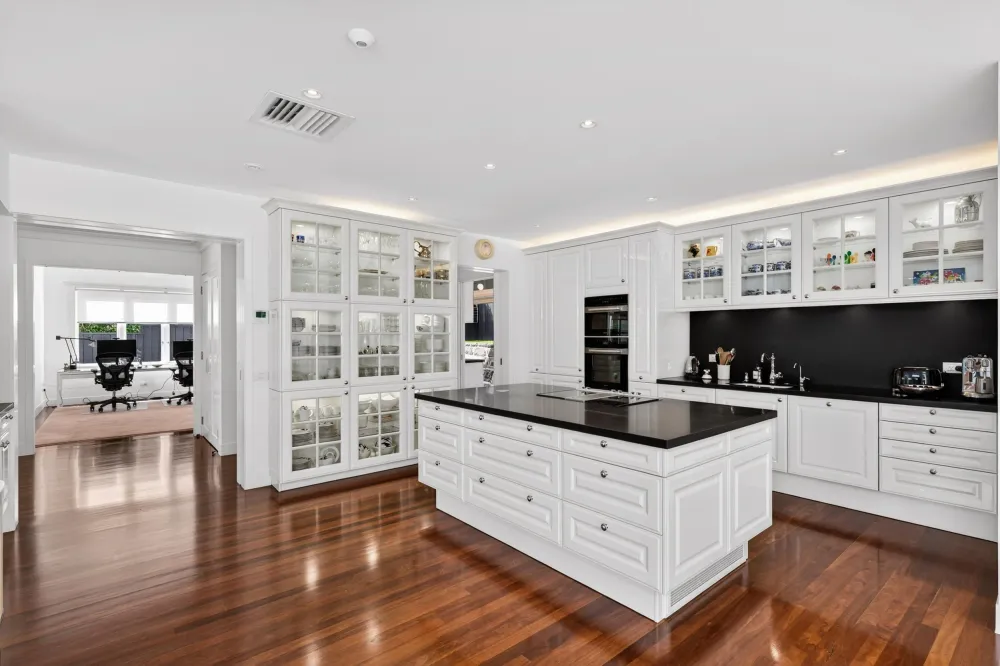 Photos of 13 Entrican Avenue