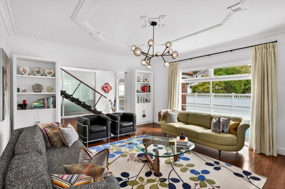 Photos of 13 Entrican Avenue