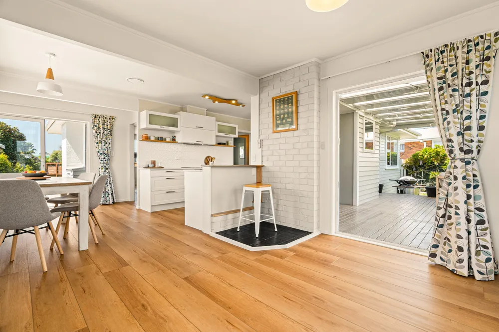 Photos of 5 Concord Avenue