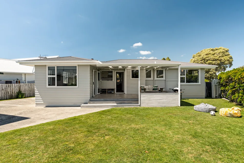 Photos of 5 Concord Avenue