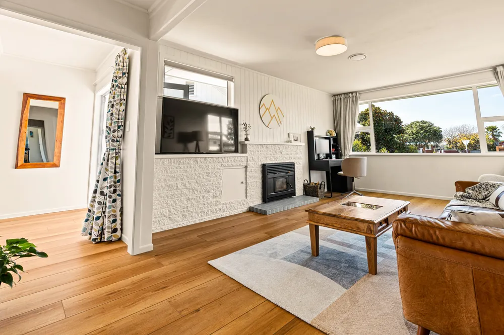 Photos of 5 Concord Avenue