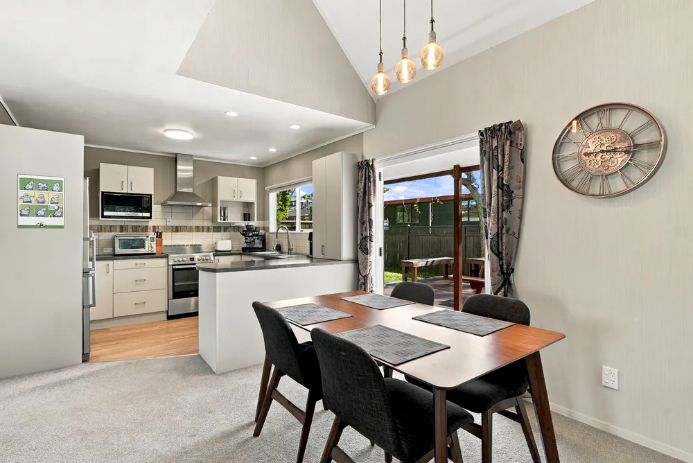 Photos of 20 Milan Drive