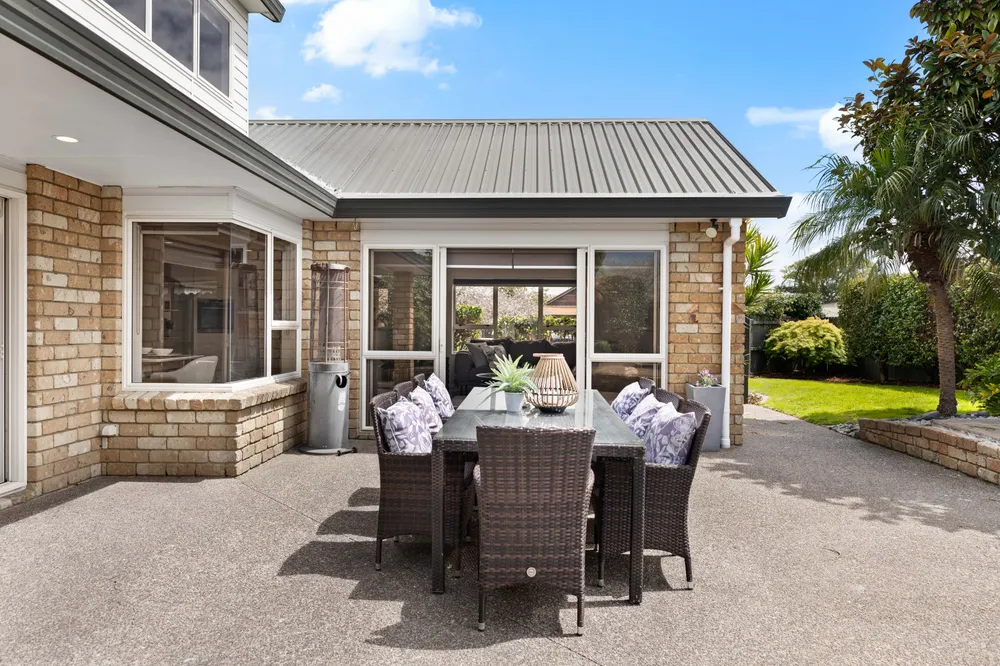 Photos of 11 Chippewa Place