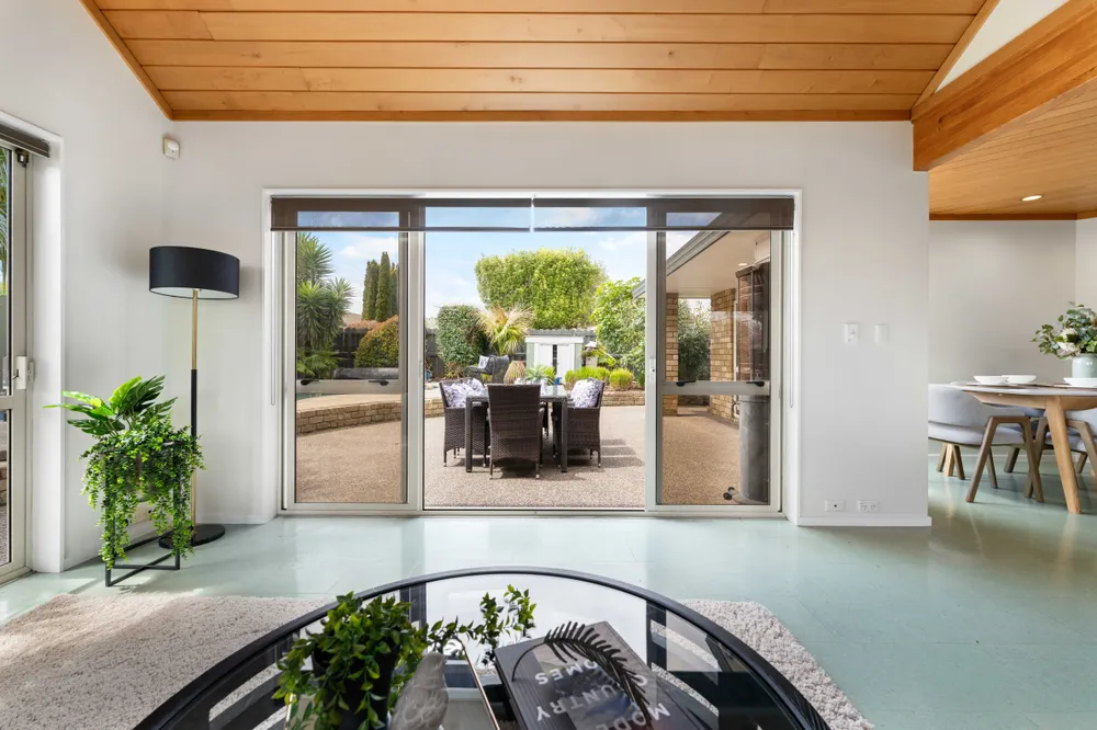 Photos of 11 Chippewa Place
