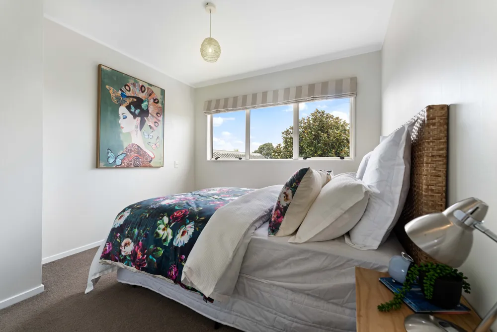 Photos of 11 Chippewa Place