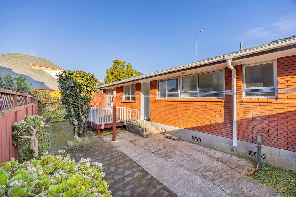 Photos of 2 Ferguson Avenue
