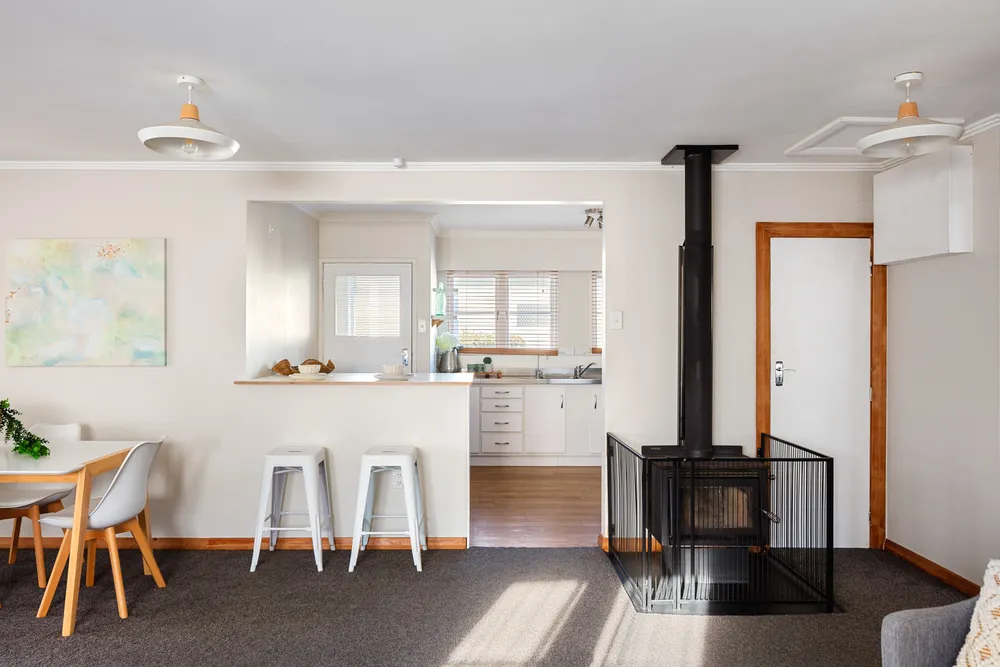 Photos of 577 Aberdeen Road