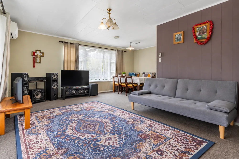 Photos of 15 Craigbank Avenue
