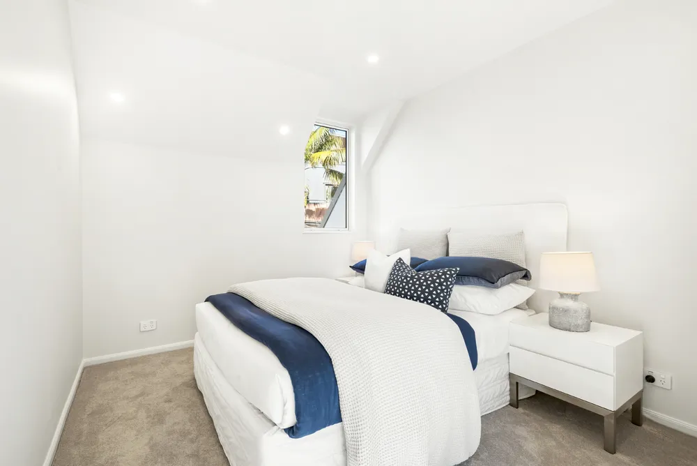 Photos of 12 Auckland Road