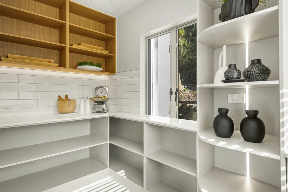 Photos of 12 Auckland Road