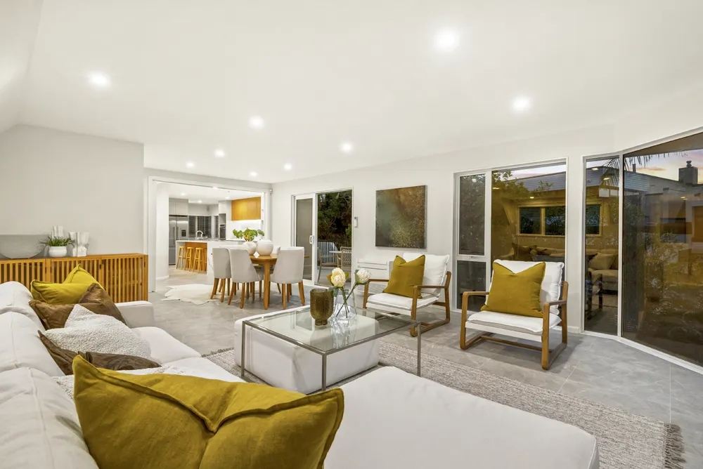 Photos of 12 Auckland Road