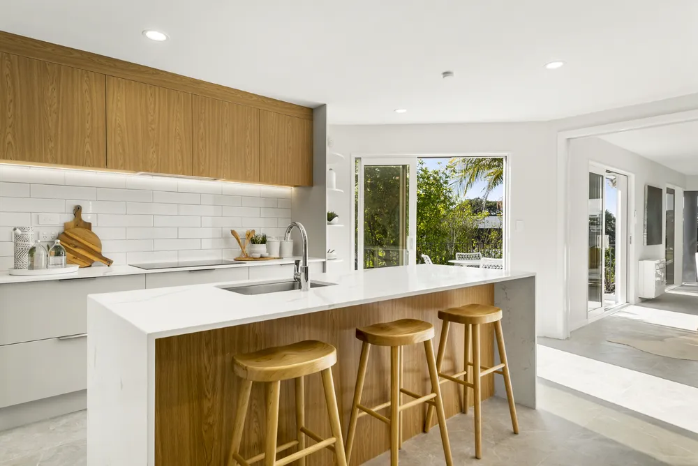 Photos of 12 Auckland Road