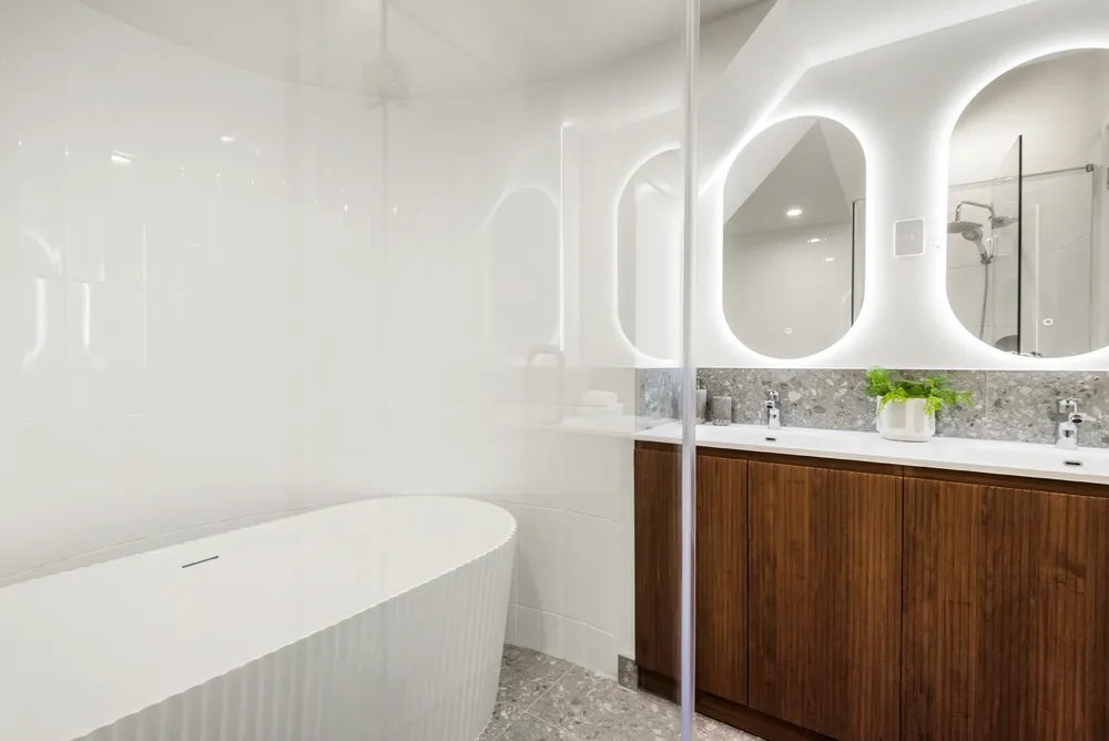 Photos of 12 Auckland Road