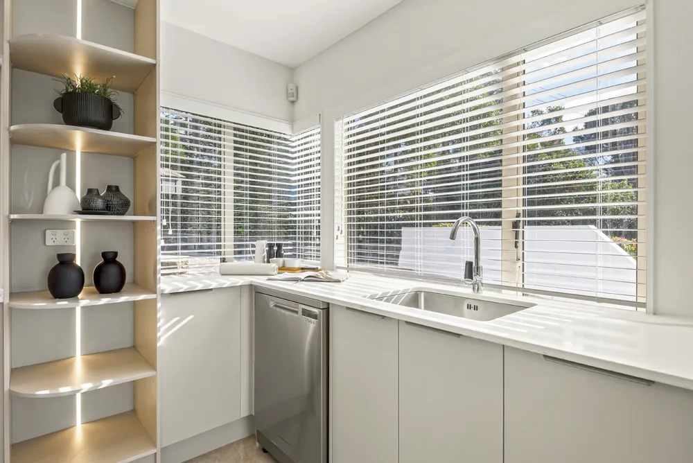 Photos of 12 Auckland Road