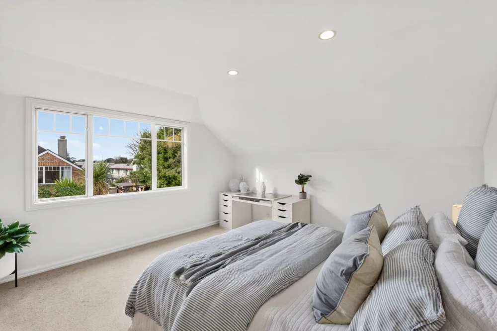 Photos of 5A Inverary Avenue