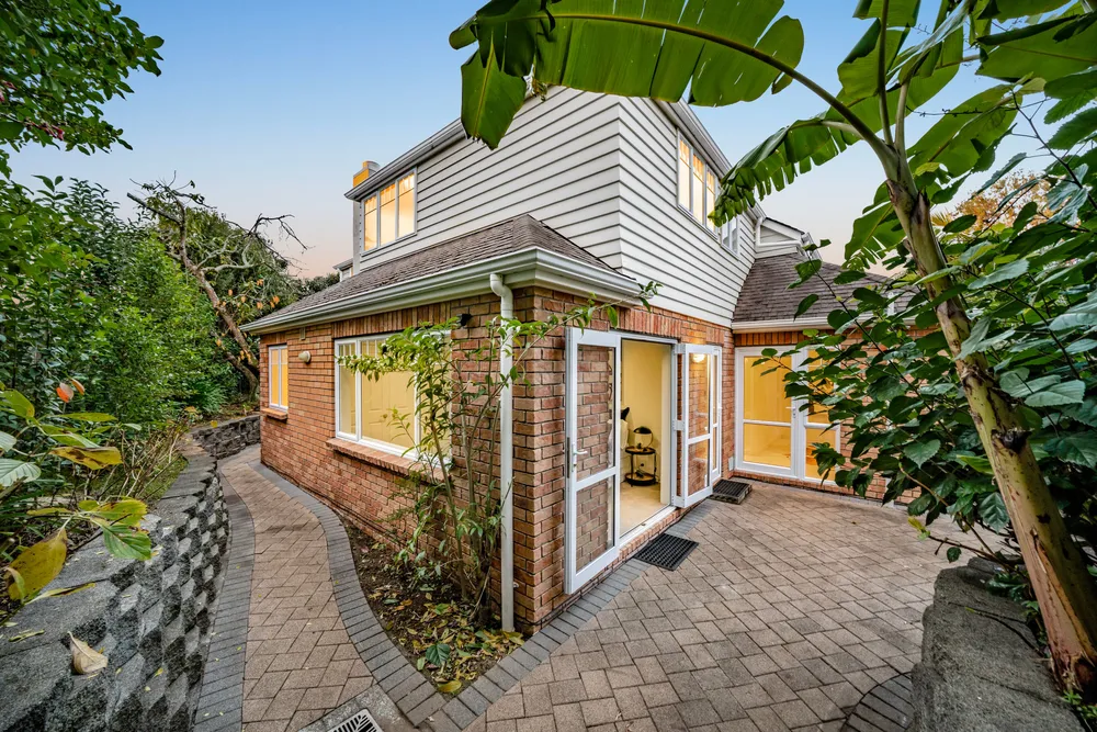 Photos of 5A Inverary Avenue