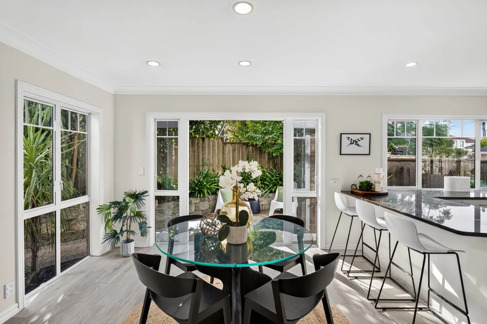 Photos of 5A Inverary Avenue
